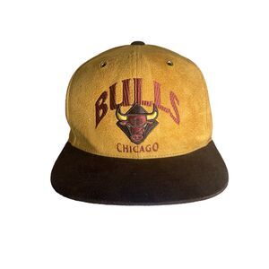 Rear Mitchell & Ness Hat/Cap SnapBack Chicago Bulls Tan/Brown Suede Like EUC